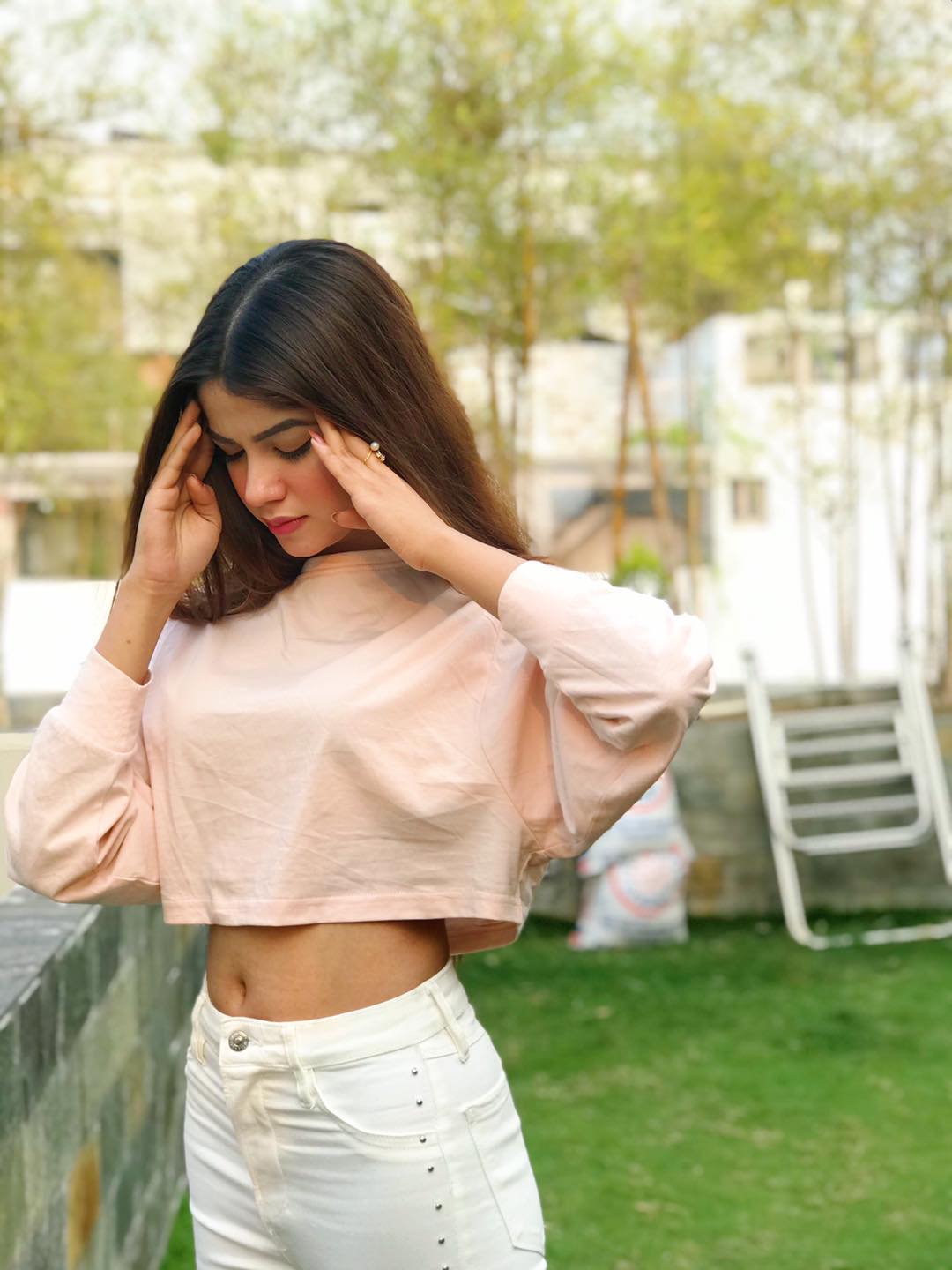 Full sleeve Crop-top