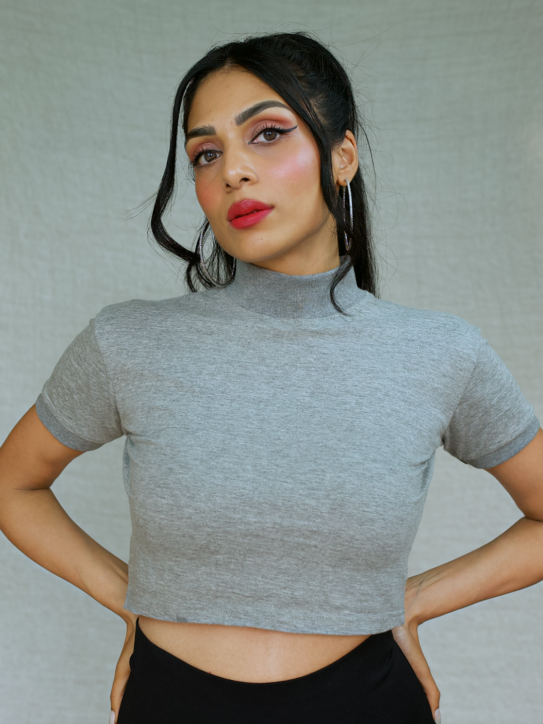 High neck Crop top - Grey