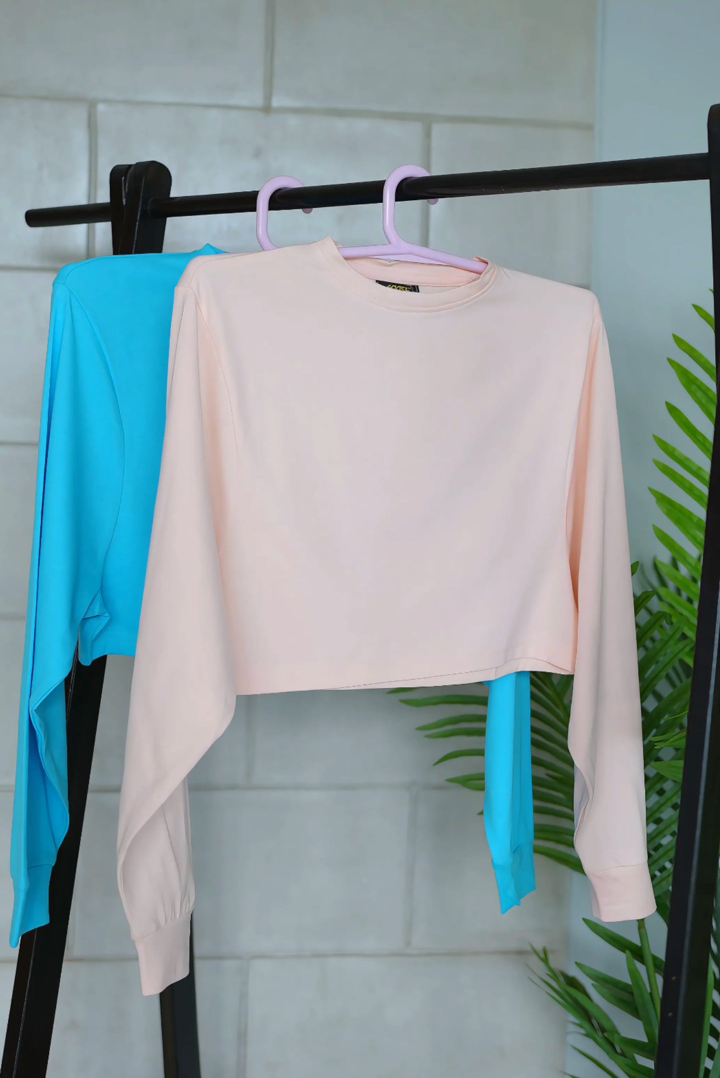 Full sleeve Crop-top
