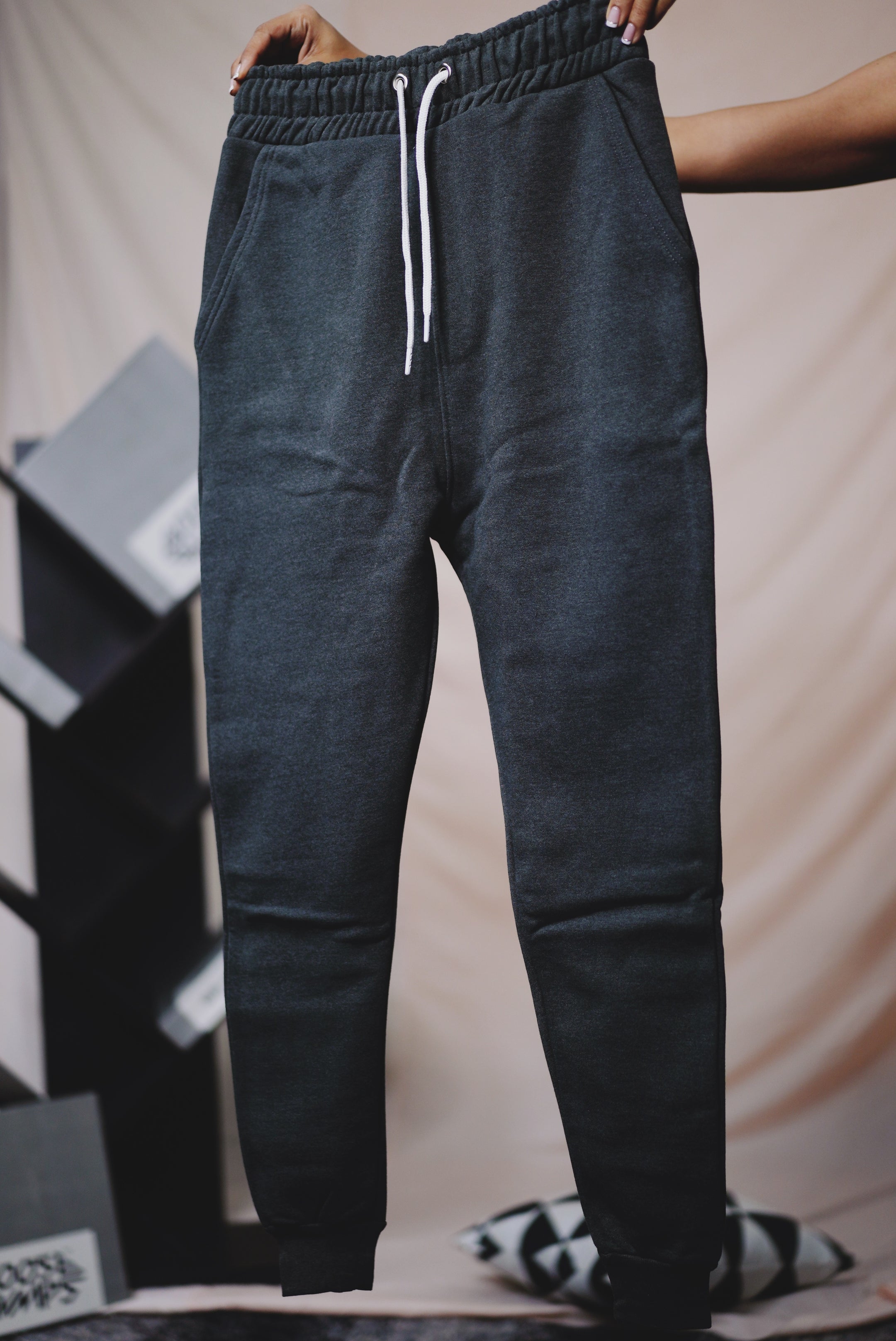 JOGGER - Charcoal Grey