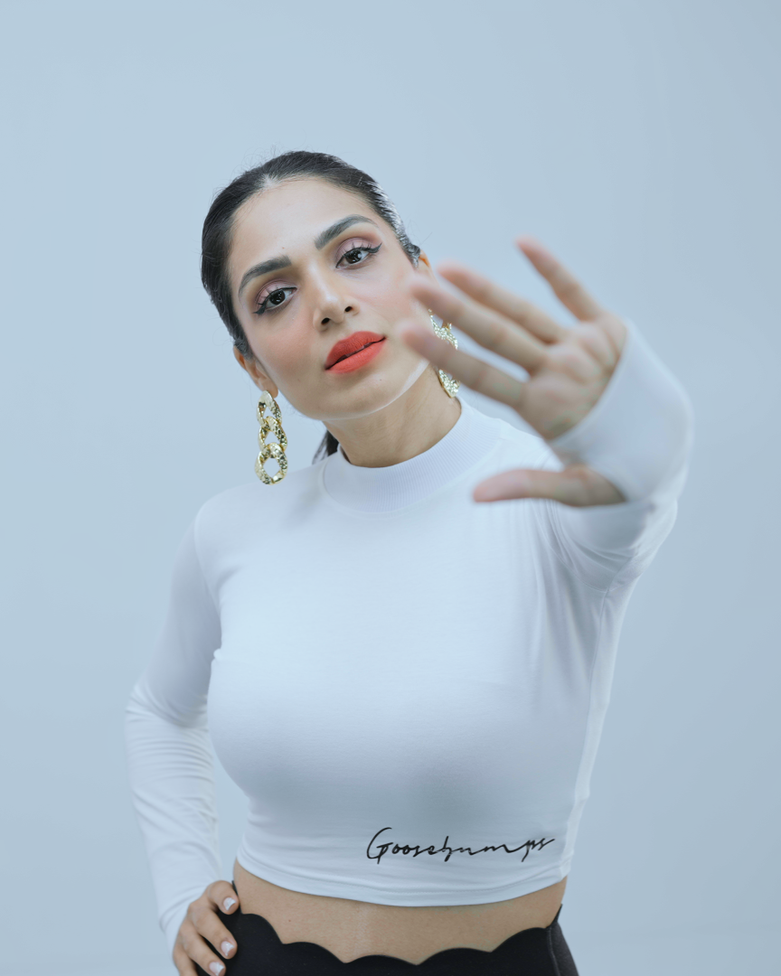 Full Sleeve Sports Crop Top
